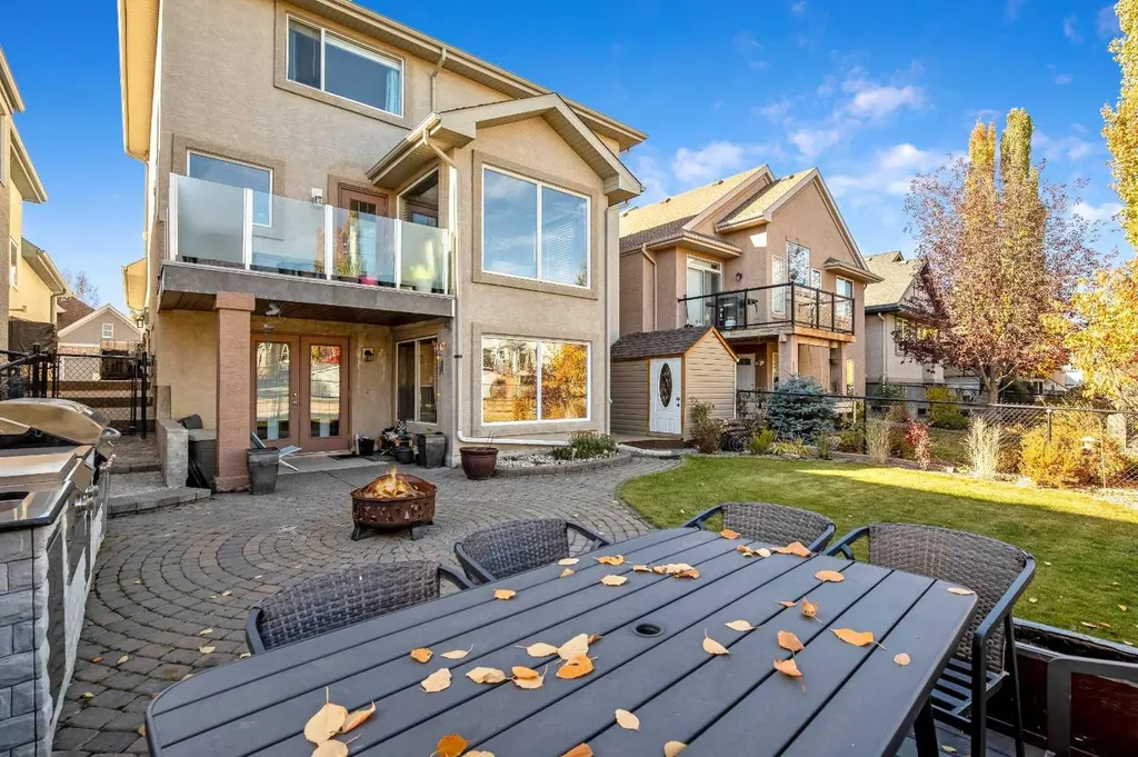 123 Cranwell Close SE Calgary AB T3M 1B1