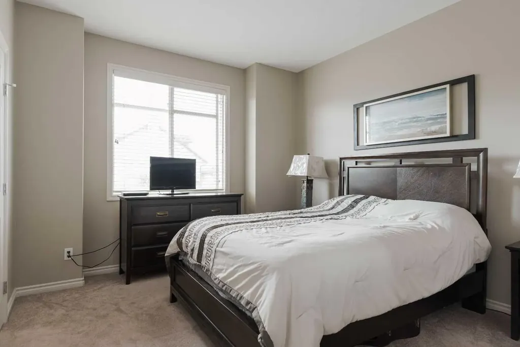 137 Fontaine Crescent Fort Mcmurray AB T9H 0C3