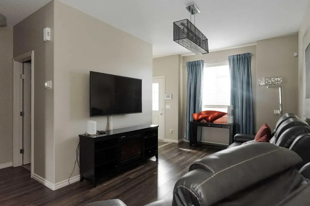 137 Fontaine Crescent Fort Mcmurray AB T9H 0C3