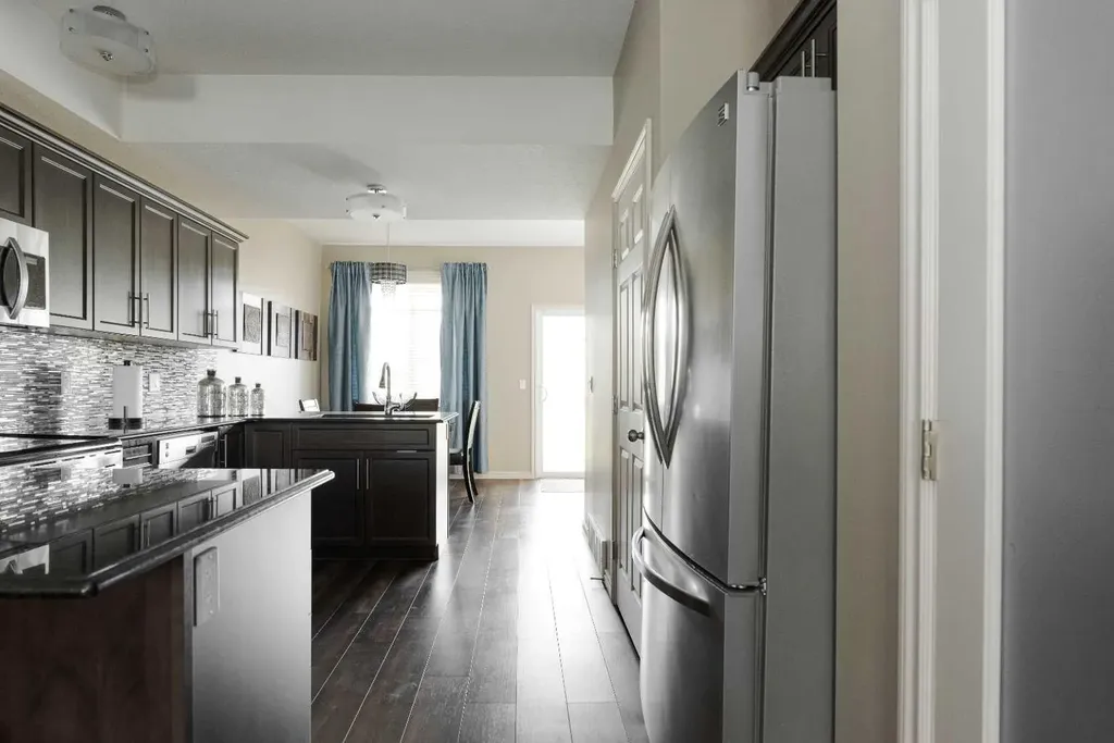137 Fontaine Crescent Fort Mcmurray AB T9H 0C3
