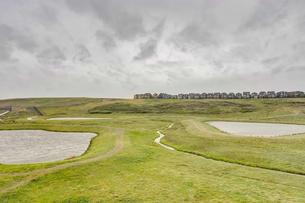 15 Sage Meadows Landing NW Calgary AB T3P 1E5