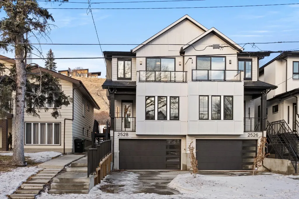 2528 7 Avenue NW Calgary AB T2N 1A4