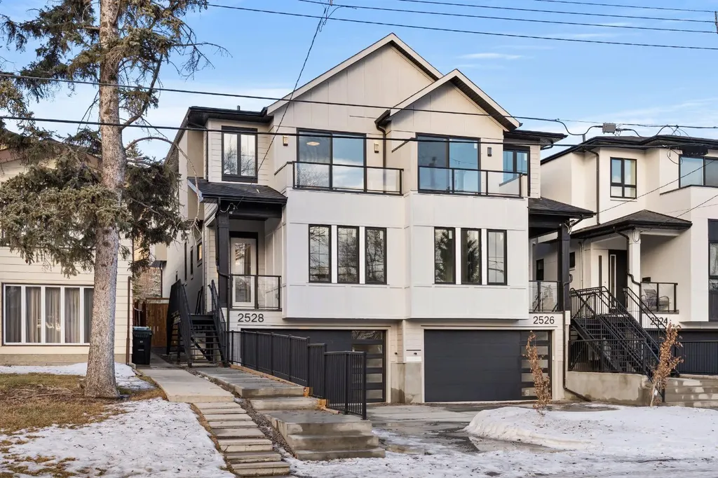 2528 7 Avenue NW Calgary AB T2N 1A4