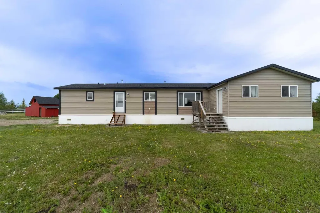 31244 Range Road 33 Rural Mountain View County AB T0M 0W0