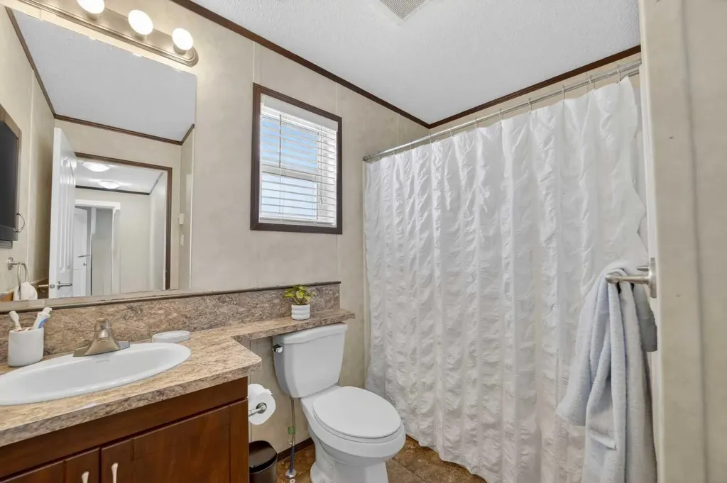31244 Range Road 33 Rural Mountain View County AB T0M 0W0