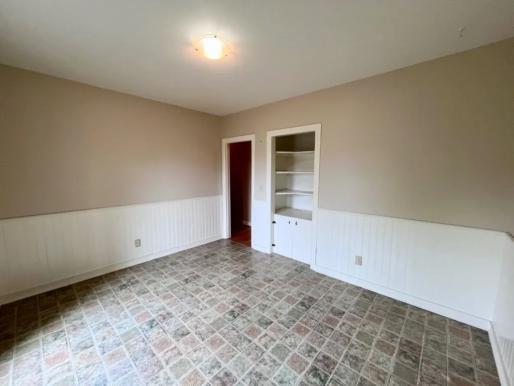 115 Poboktan Road Hinton AB T7V 1G6