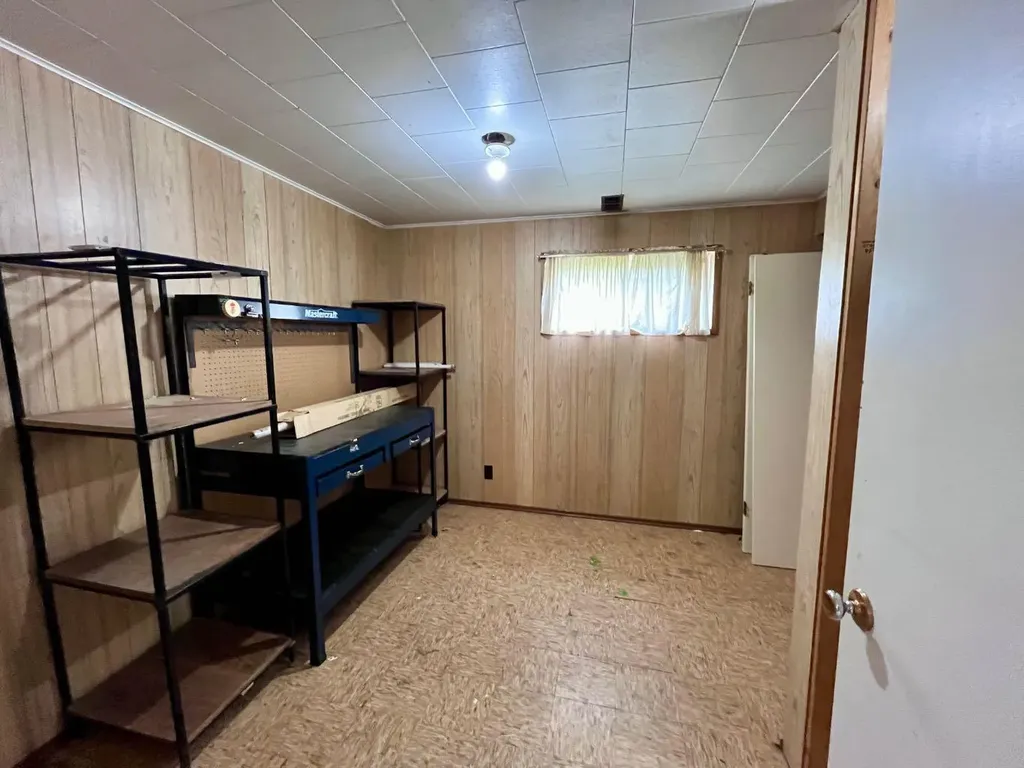 115 Poboktan Road Hinton AB T7V 1G6