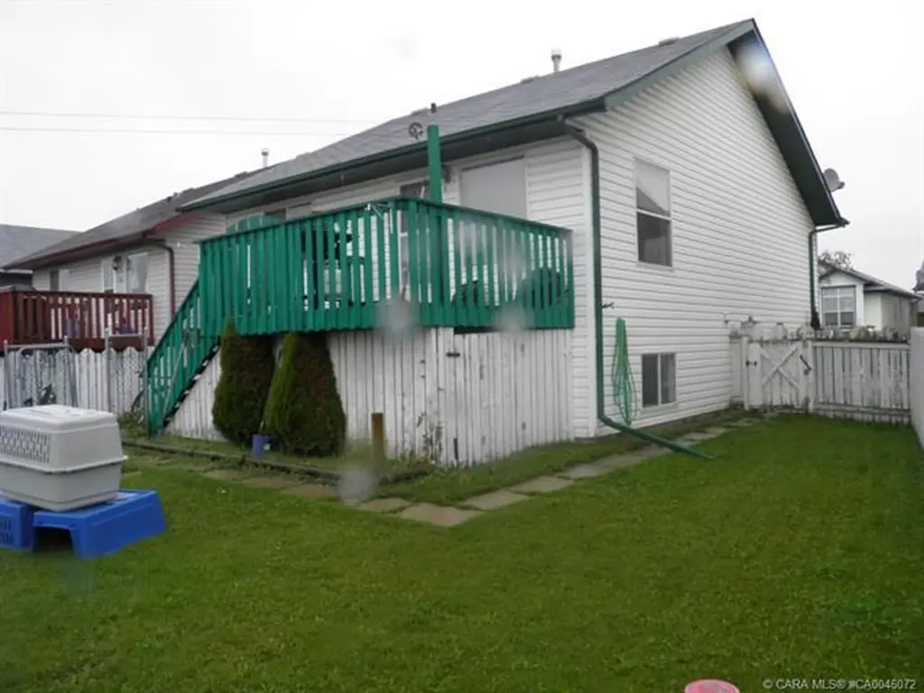 190 Kerr Close Red Deer AB T4P 3V4