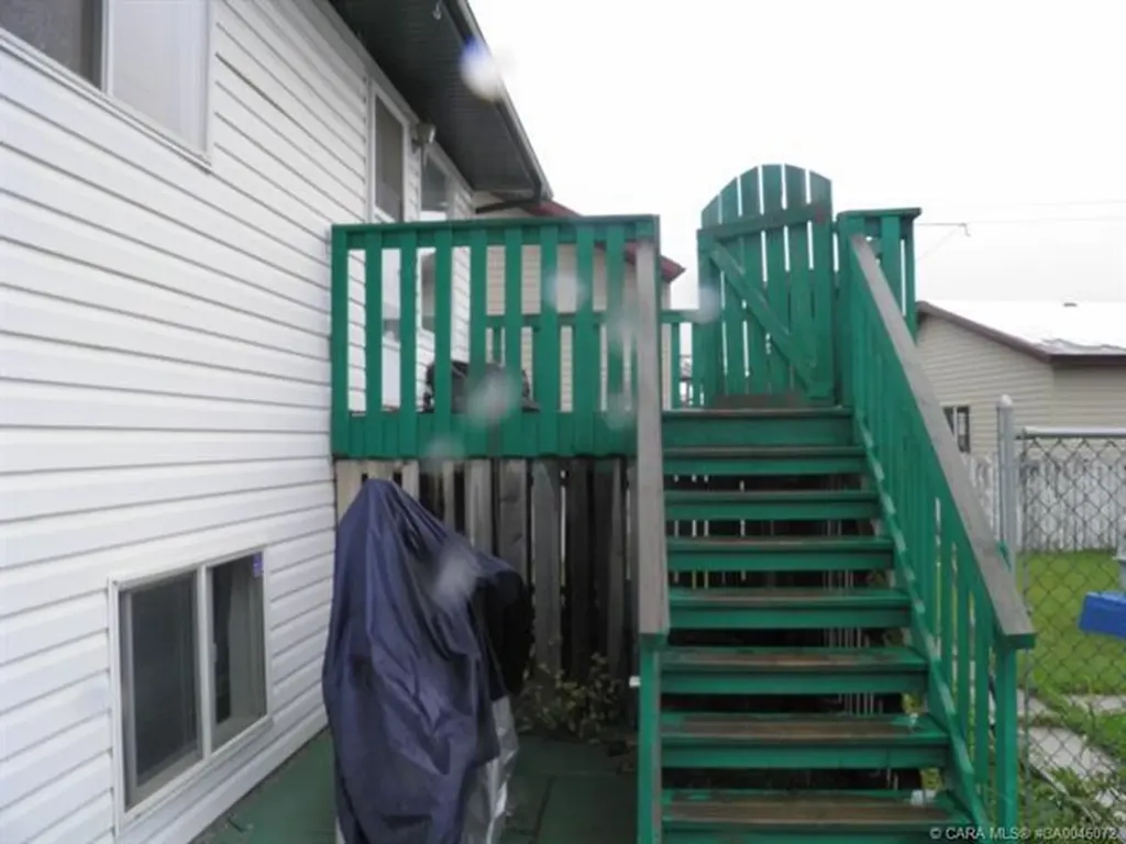 190 Kerr Close Red Deer AB T4P 3V4