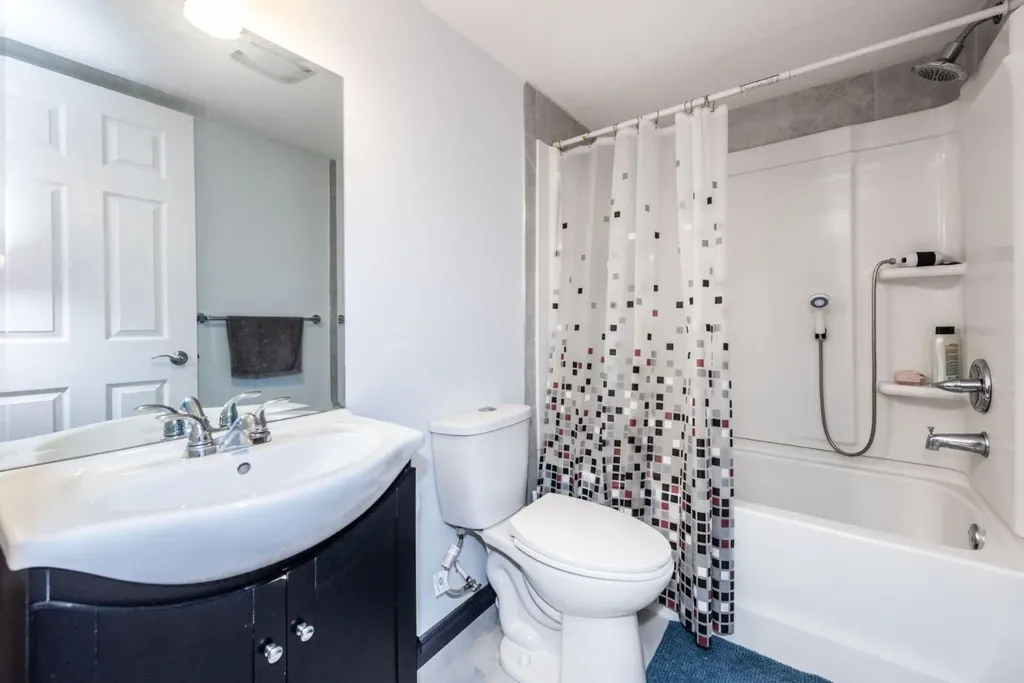 27 Sage Hill Common NW Calgary AB T3R 0J6