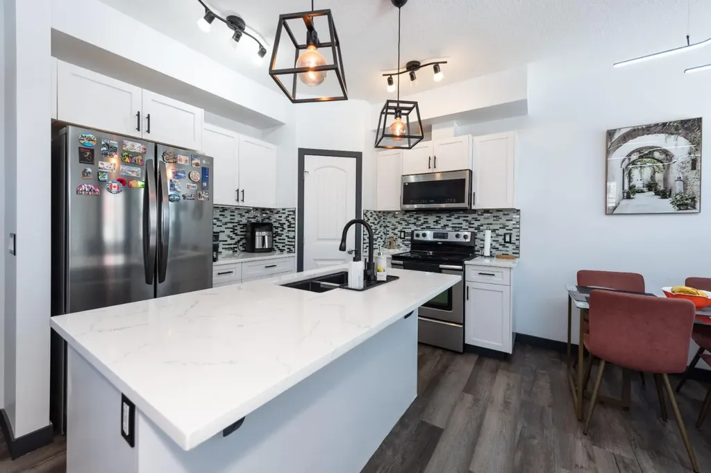 27 Sage Hill Common NW Calgary AB T3R 0J6