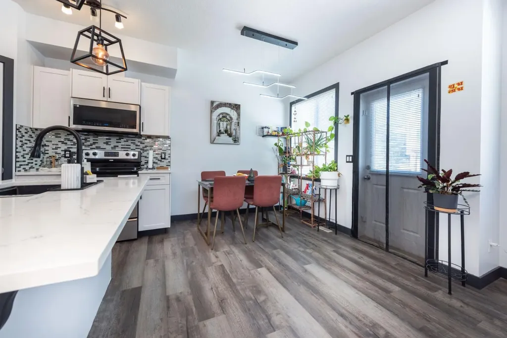 27 Sage Hill Common NW Calgary AB T3R 0J6