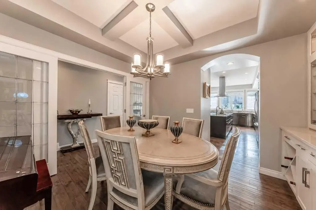 23 Aspen Summit Mount SW Calgary AB T3H 0R4