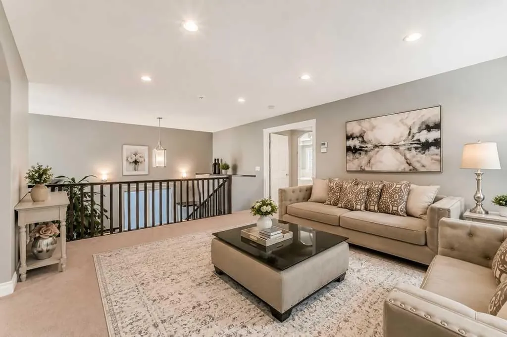 23 Aspen Summit Mount SW Calgary AB T3H 0R4