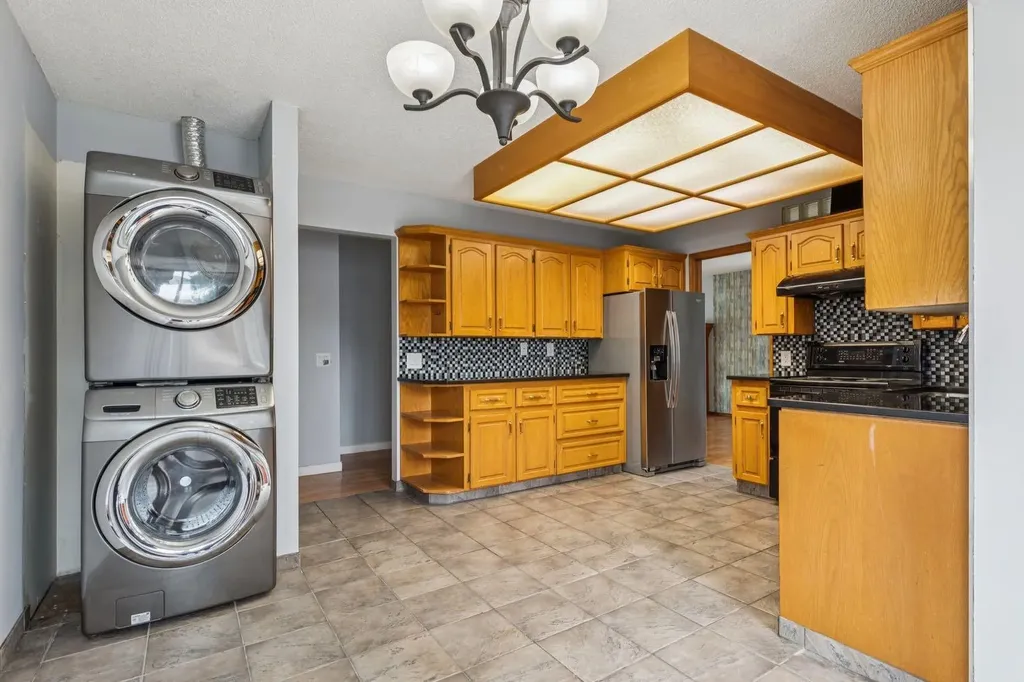 755 Whitemont Drive NE Calgary AB T1Y 3H1