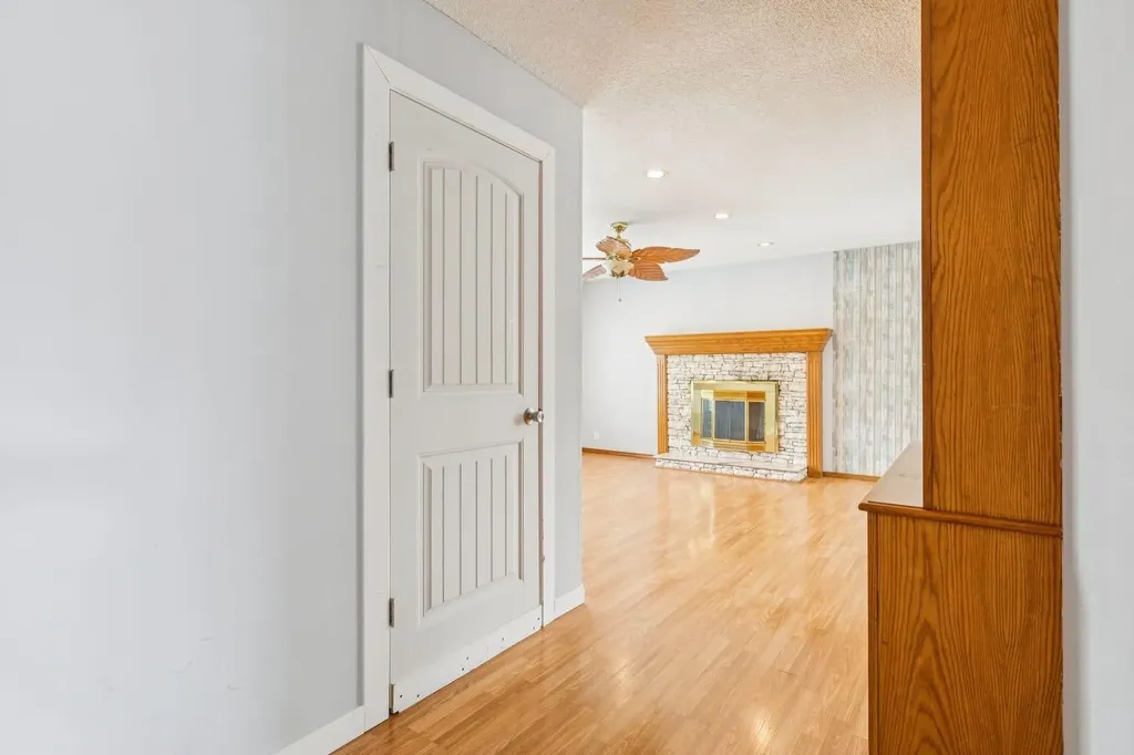 755 Whitemont Drive NE Calgary AB T1Y 3H1
