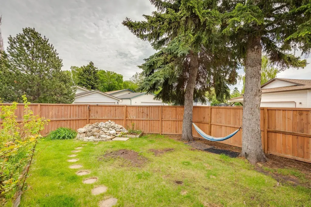 755 Whitemont Drive NE Calgary AB T1Y 3H1