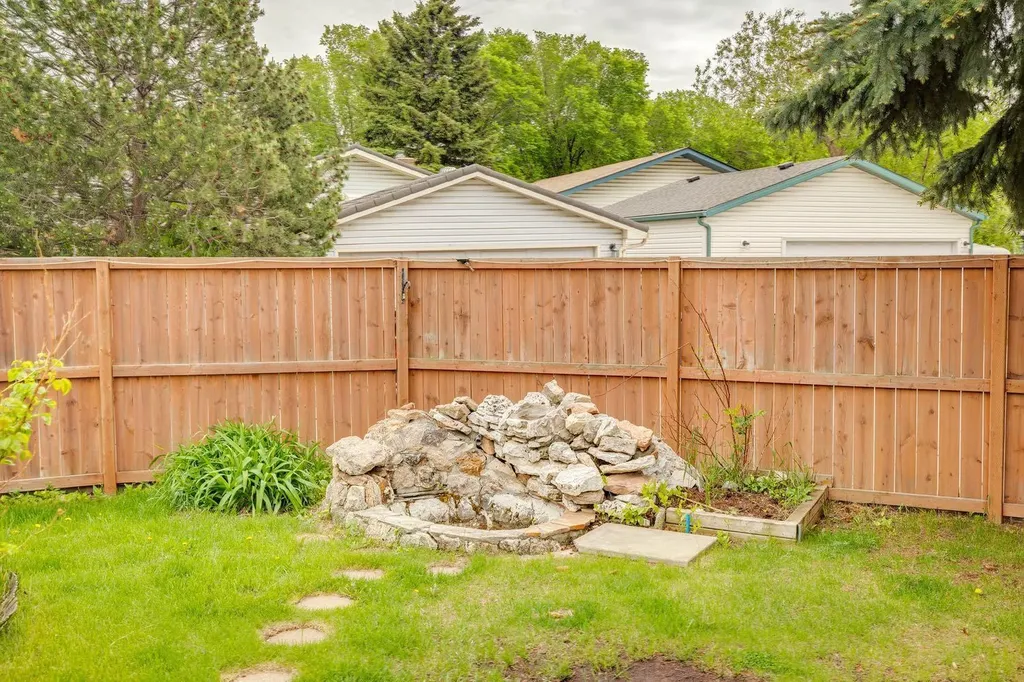 755 Whitemont Drive NE Calgary AB T1Y 3H1