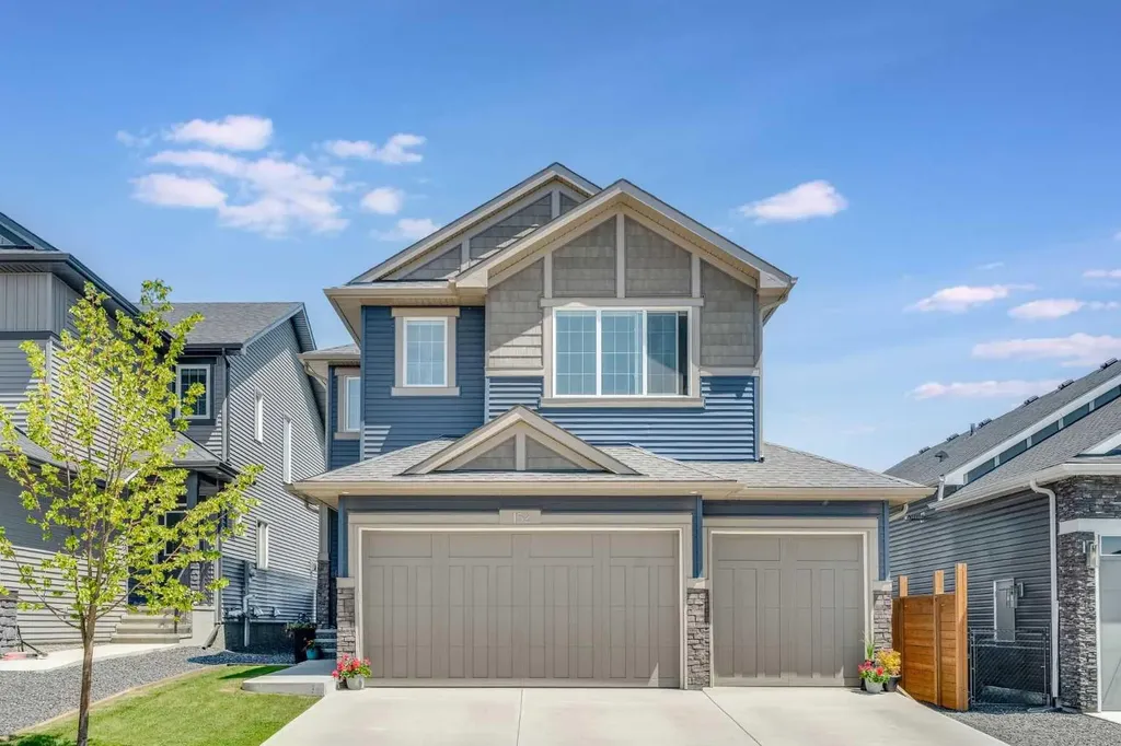 152 Threepoint Cove Okotoks AB T1S5S4