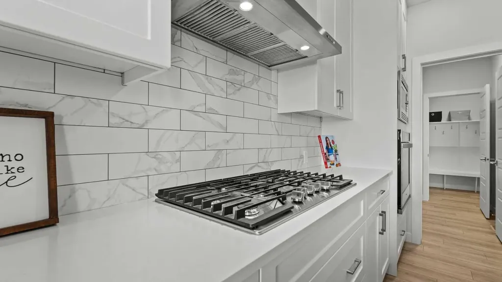 152 Threepoint Cove Okotoks AB T1S5S4