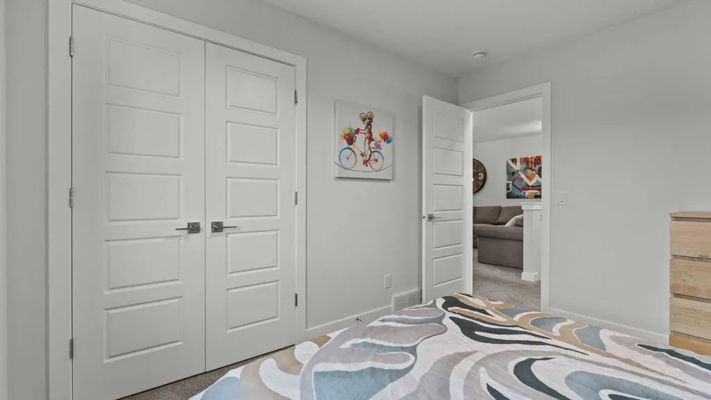 152 Threepoint Cove Okotoks AB T1S5S4