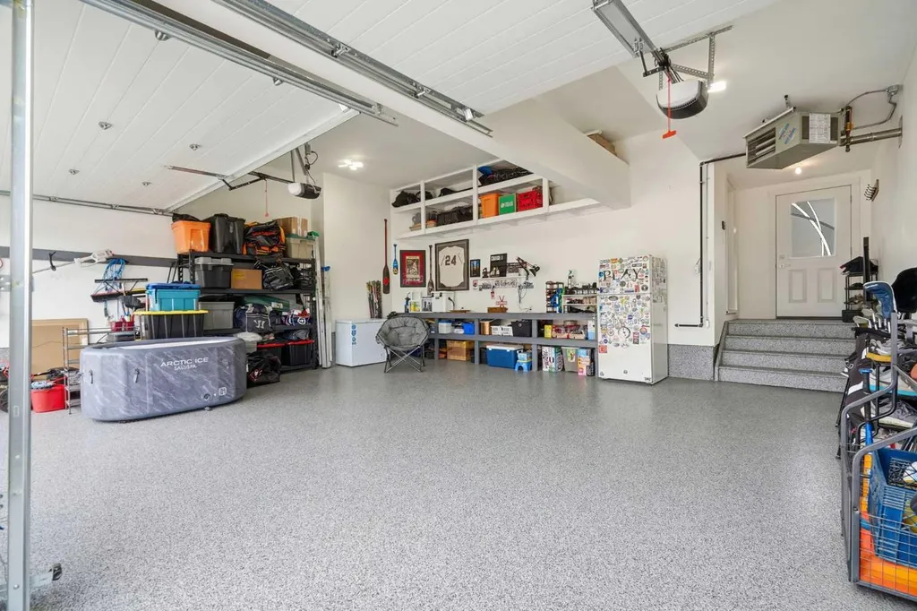 152 Threepoint Cove Okotoks AB T1S5S4
