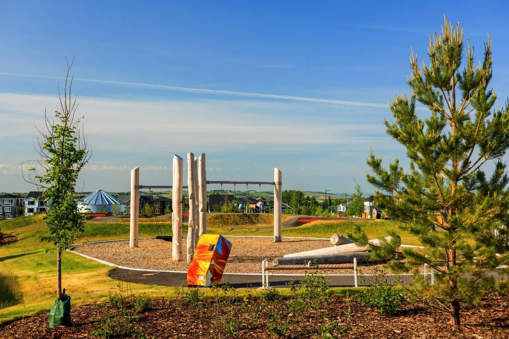 152 Threepoint Cove Okotoks AB T1S5S4