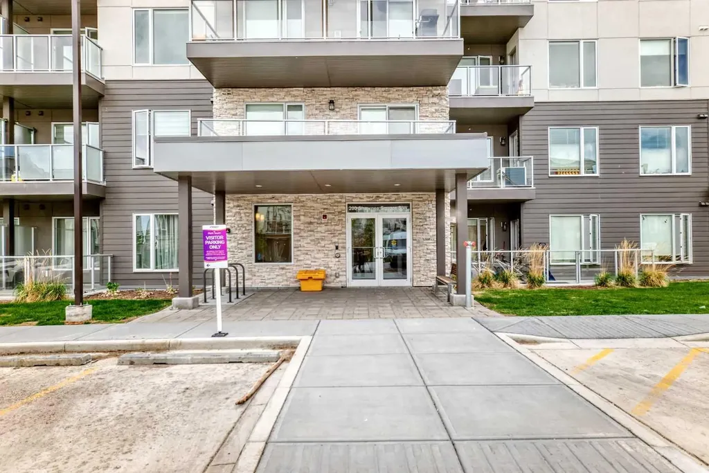200 Shawnee Square SW Calgary AB T2Y 0T7
