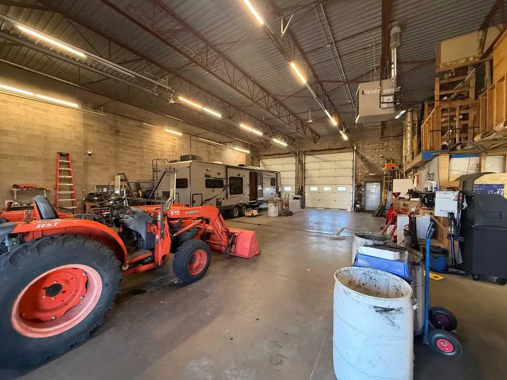 232 Stubb Ross Road Rural Lethbridge County AB T1K 7N3