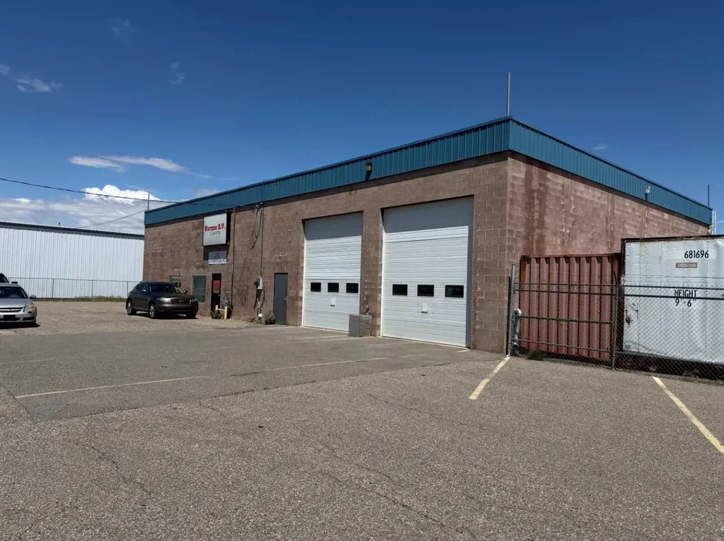 232 Stubb Ross Road Rural Lethbridge County AB T1K 7N3