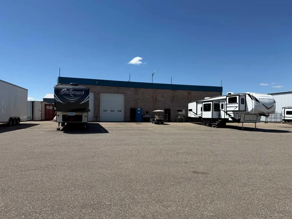 232 Stubb Ross Road Rural Lethbridge County AB T1K 7N3