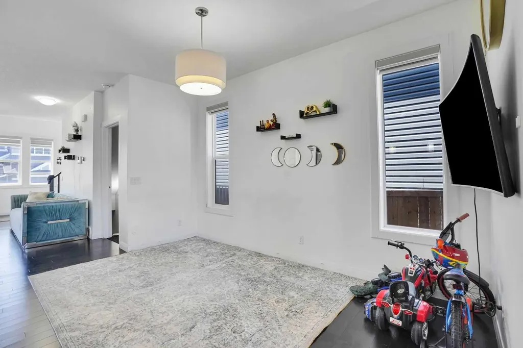 158 Redstone Common NE Calgary AB T3N0P6