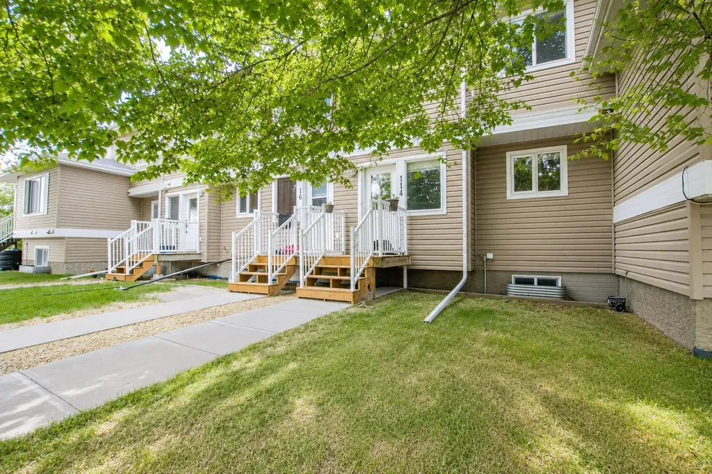 9105 91 Street Grande Prairie AB T8X 0E6