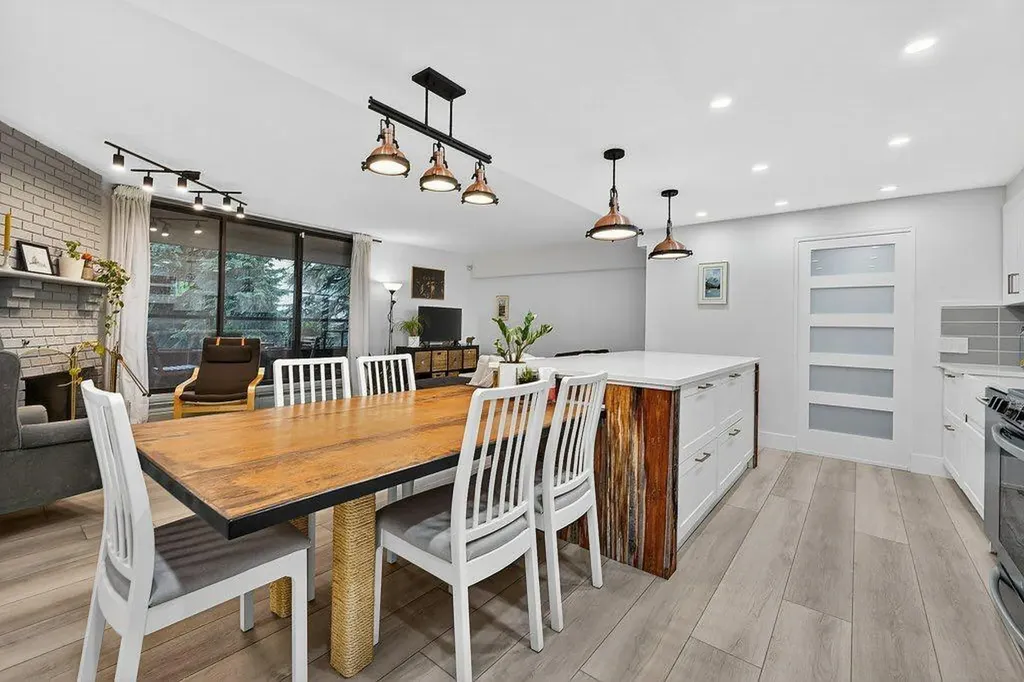 1215 Cameron Avenue SW Calgary AB T2T 0K8