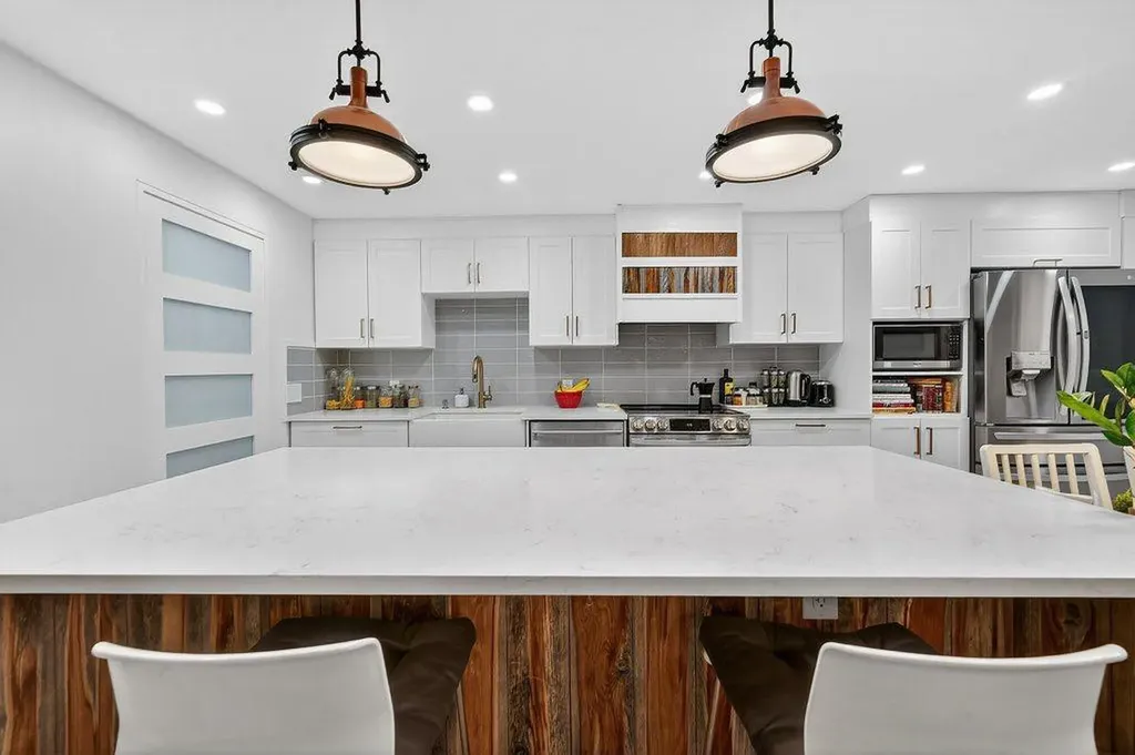 1215 Cameron Avenue SW Calgary AB T2T 0K8