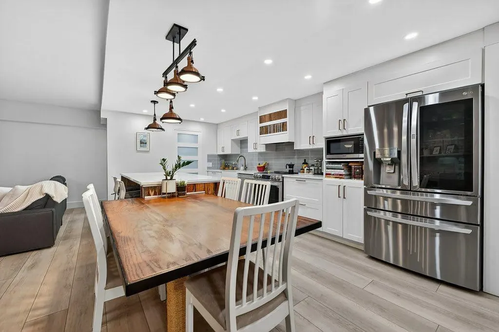 1215 Cameron Avenue SW Calgary AB T2T 0K8