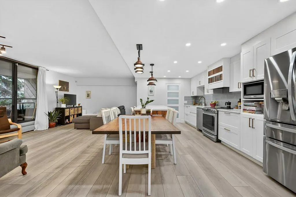 1215 Cameron Avenue SW Calgary AB T2T 0K8