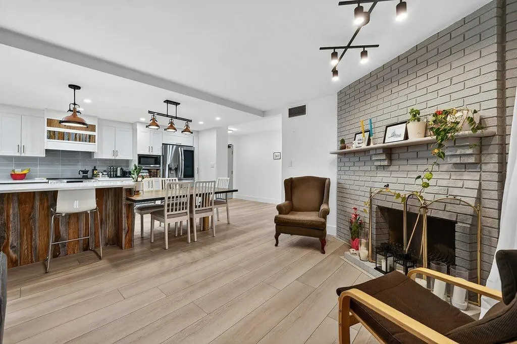 1215 Cameron Avenue SW Calgary AB T2T 0K8