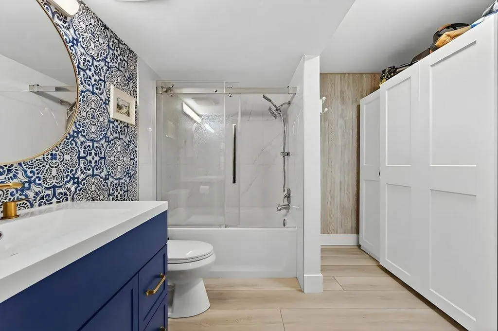 1215 Cameron Avenue SW Calgary AB T2T 0K8