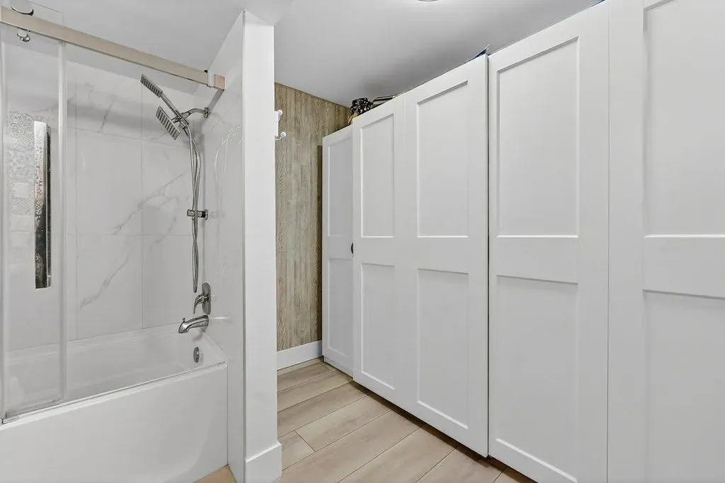 1215 Cameron Avenue SW Calgary AB T2T 0K8