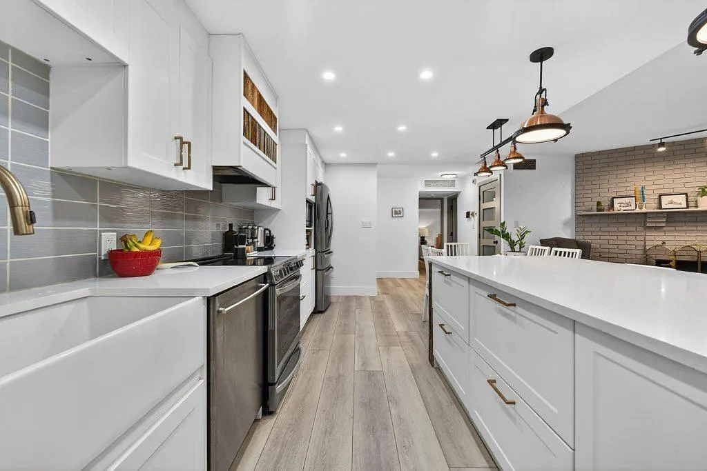 1215 Cameron Avenue SW Calgary AB T2T 0K8