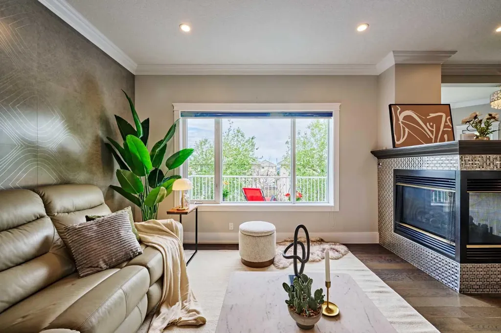 605 Hamptons Drive NW Calgary AB T3A 6A2