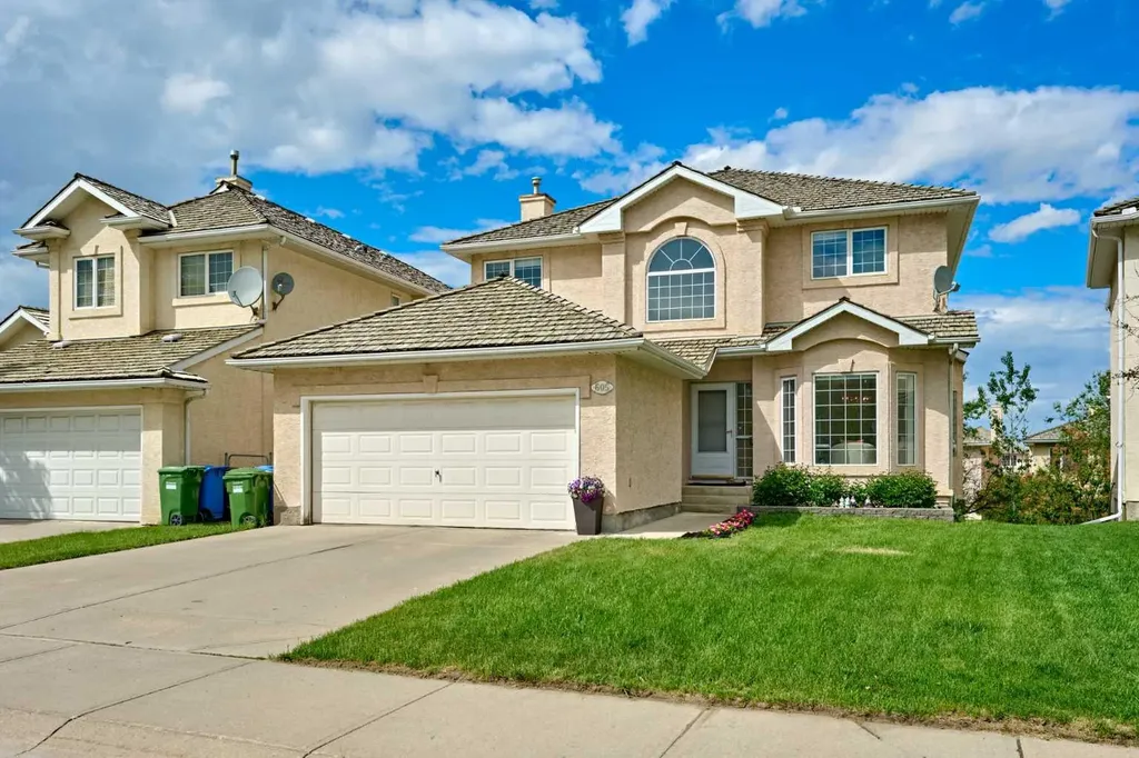 605 Hamptons Drive NW Calgary AB T3A 6A2