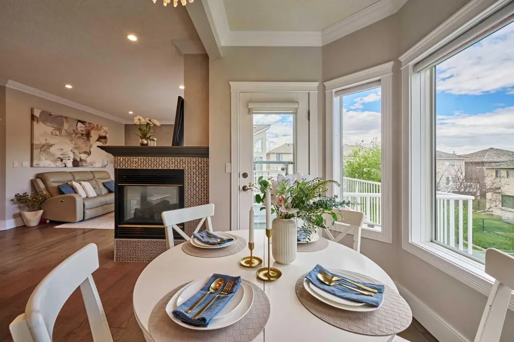 605 Hamptons Drive NW Calgary AB T3A 6A2