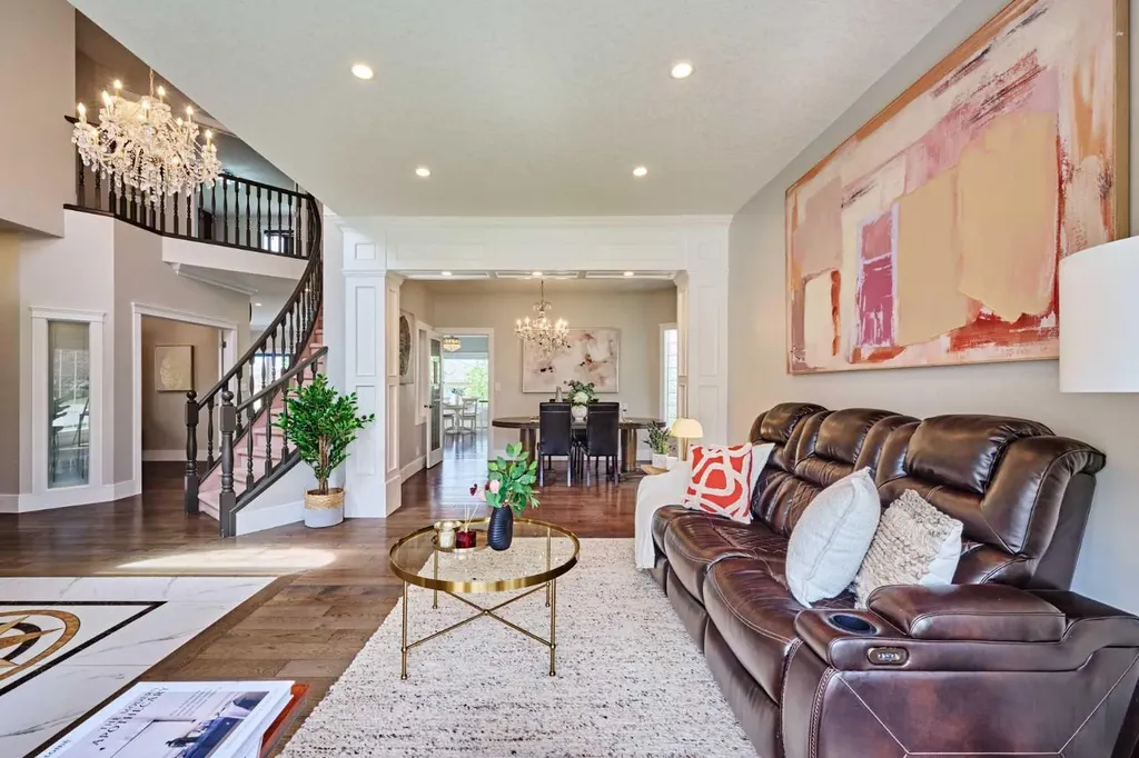 605 Hamptons Drive NW Calgary AB T3A 6A2