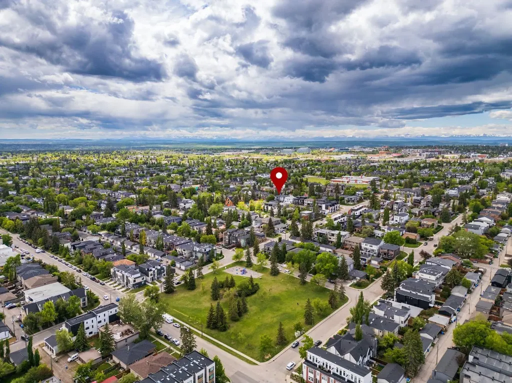 3924 18 Street SW Calgary AB T2T 4V4