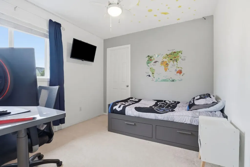 450 Elgin Way SE Calgary AB T2Z 3Y6