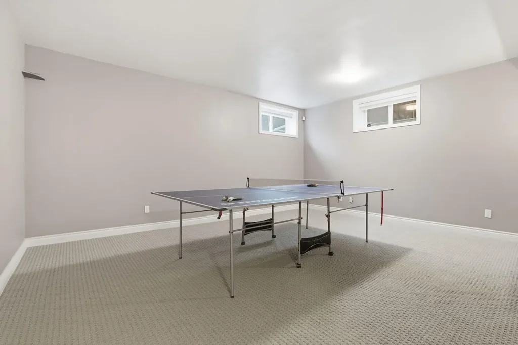450 Elgin Way SE Calgary AB T2Z 3Y6