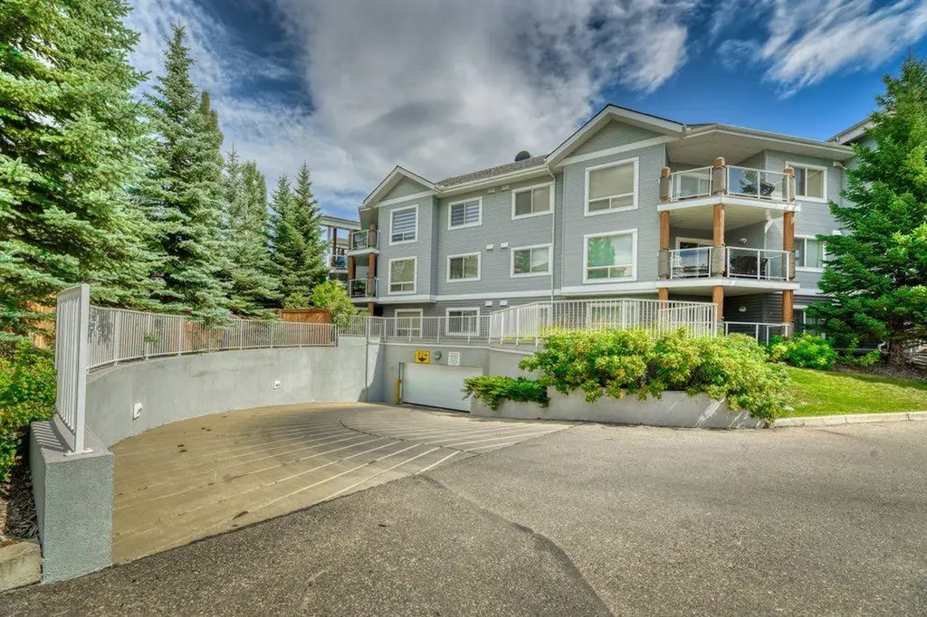 390 Marina Drive Chestermere AB T1X 1W6