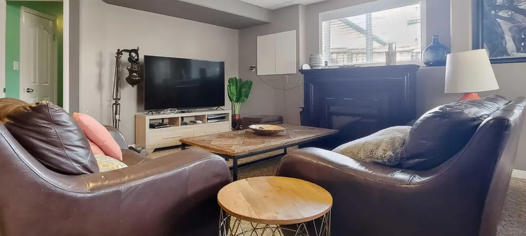 9827 67 Avenue Grande Prairie AB T8W 2T3